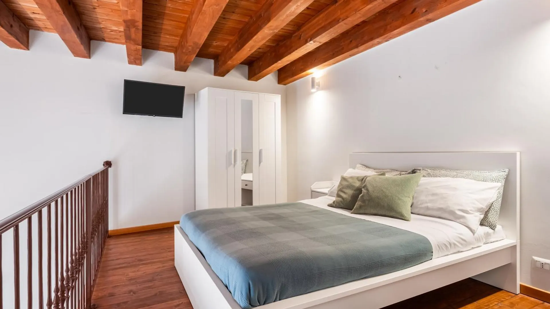 Open Sicily Homes - Near The Central Train Station Palermo