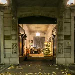 the-leoncino-hotel.it-lombardy.com/